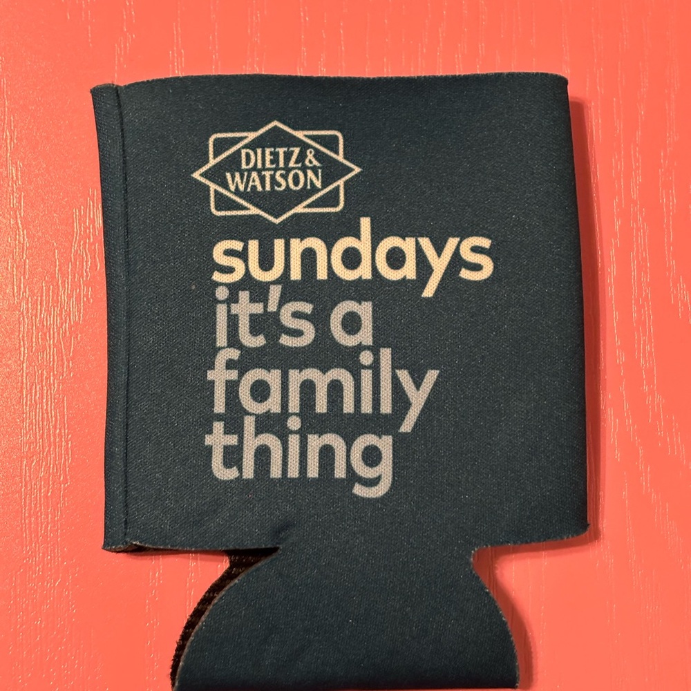 Dietz & Watson 'Sundays It's a Family Thing' Can Cooler